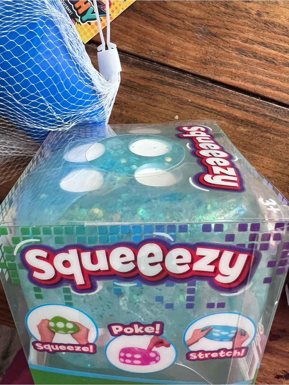 Gamer Squishy Bundle! ๐ฒ๐ฎ๐๐ง - Picture 8 of 11